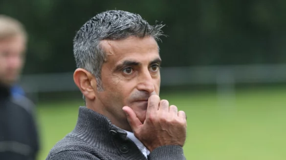 Trainer der SG Talle-Westorf: Naki Sevg&uuml;l. - &copy; Sebastian Lucas