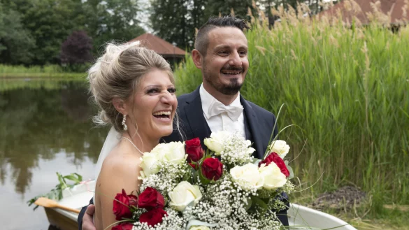 Samantha und Serkan haben Ja gesagt, ohne sich vorher zu kennen. - &copy; SAT.1/Christoph Assmann