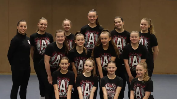 Das Team von Trainerin Dana Bracht (links) freut sich auf die Deutschen Meisterschaften in D&uuml;sseldorf. - &copy; Sebastian Lucas