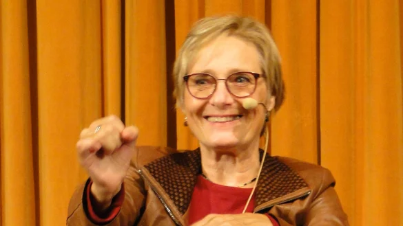 Ute Grell sitzt nach einem Unfall vor vier Jahren im Rollstuhl &ndash; und hat dennoch den F&uuml;hrerschein gemacht. - &copy; Hajo G&auml;rtner