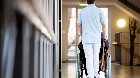 Einsch&auml;tzung von Pflegequalit&auml;t - &copy; Foto: Tom Weller/dpa/dpa-tmn