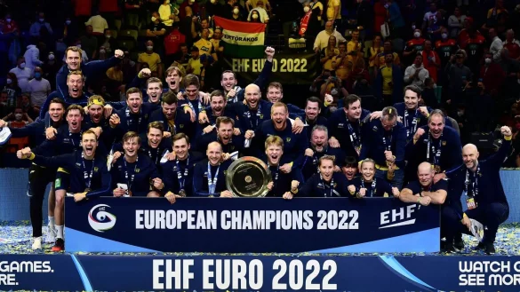 - &copy; Anna Szilagyi/AP/dpa