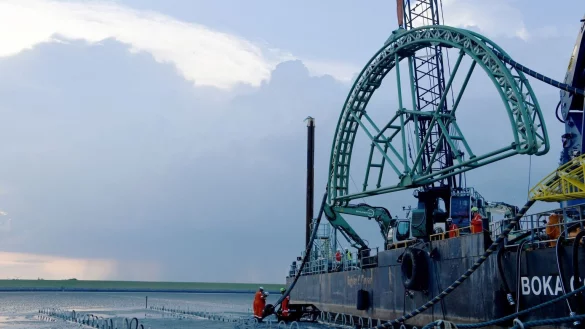 &laquo;Stromautobahn&raquo; - &copy; Foto: Carsten Rehder/dpa