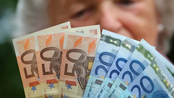 Vorsorgen f&uuml;rs Alter - &copy; Foto: Karl-Josef Hildenbrand/dpa