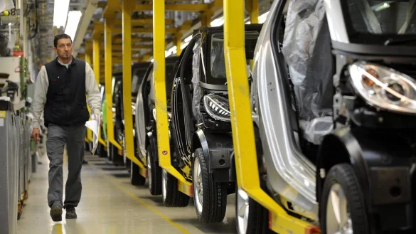 Daimler Hambach - &copy; Foto: Yoan Valat/EPA/dpa