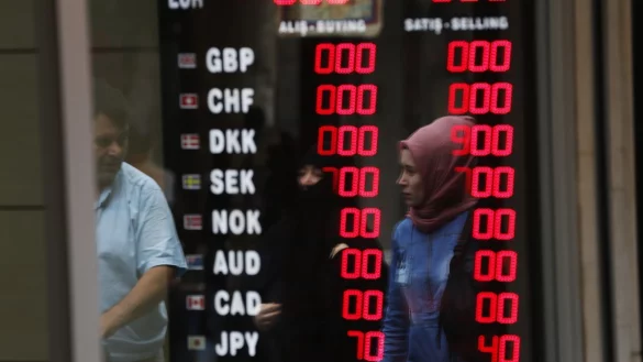 Wechselkurse - &copy; Foto: Lefteris Pitarakis/AP/dpa