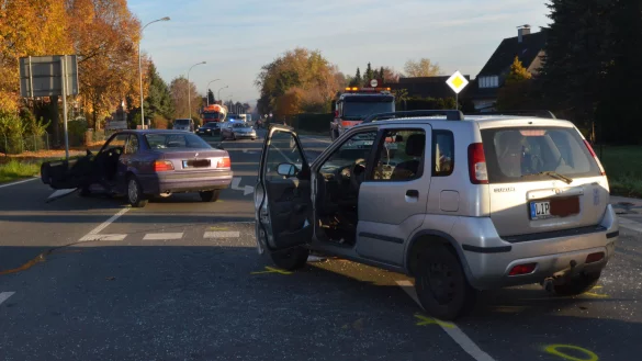 Unfall auf der Schötmarschen Straße - © Sibylle Kemna