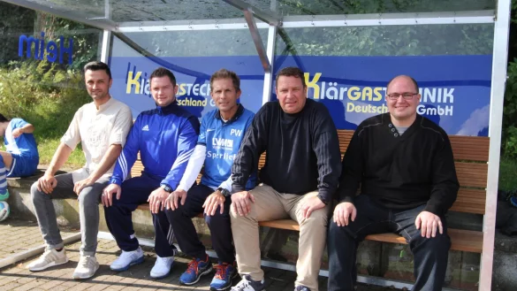 Verantwortliche beim TBV-Nachwuchs: (von links) Sportlicher Leiter Ulas Tokdemir mit den Koordinatoren Christopher Andre und Dr. Peter Wamser sowie Jugendleiter Ralf Fasse und Kassierer Sven Krause. - &copy; Sebastian Lucas