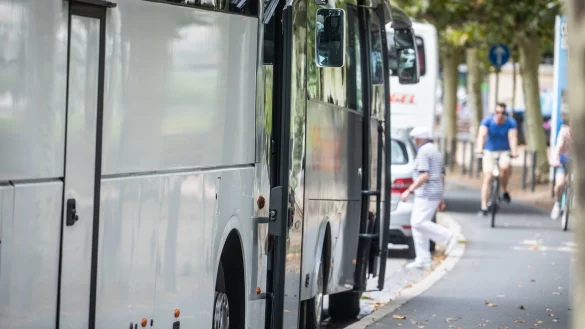 Einsteigen und los geht`s - &copy; Foto: Frank Rumpenhorst/dpa-tmn