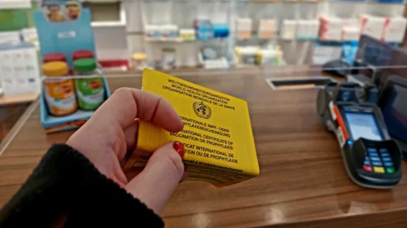 Weil er in der Medium Apotheke einen falschen Impfausweis vorlegte, musste sich ein 48 Jahre alter Detmolder jetzt vor dem Amtsgericht verantworten. - © Janet König