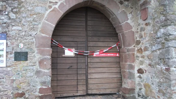 Seit Mitte Dezember dicht: Burg Sternberg. - &copy; Axel B&uuml;rger(LZ)
