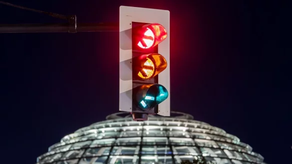 Ampel - &copy; Foto: Christoph Soeder/dpa