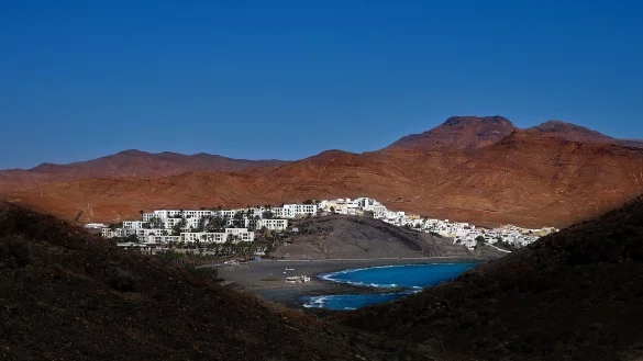 Blick auf eine Bucht der kanarischen Inseln. - &copy; Yves Bernardi/Pixabay