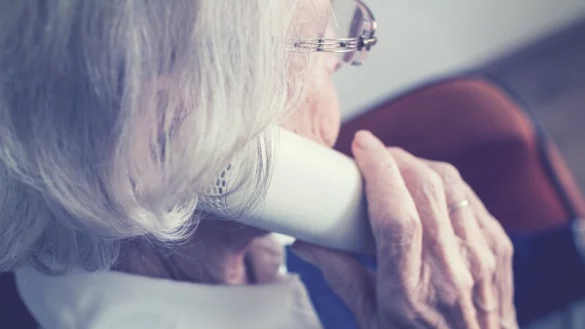 Trickbetr&uuml;ger haben es insbesondere auf &auml;ltere Menschen abgesehen. - &copy; Symbolbild: Pixabay