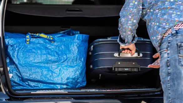 Gepackte Koffer - &copy; Foto: Guido Kirchner/dpa