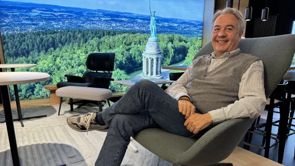 Roland Fellmer ist in Lage sesshaft geworden und findet Entspannung in der Natur. - &copy; Sandra Castrup