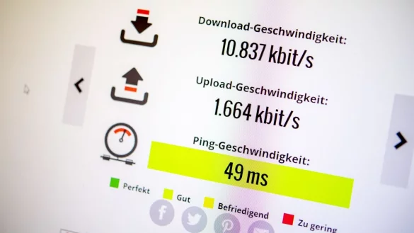 Verbraucherrechte: So gibt's bei langsamem Internet Geld zur&uuml;ck - &copy; Foto: Zacharie Scheurer/dpa-tmn