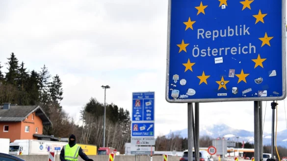 Grenzkontrolle &Ouml;sterreich - &copy; Foto: Barbara Gindl/APA/Archiv/dpa