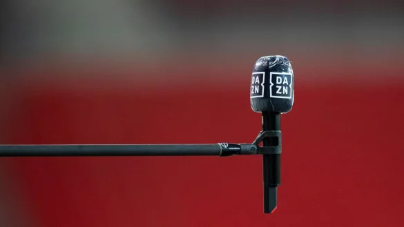 DAZN erh&ouml;ht die Preise drastisch, was auch Fans von Arminia Bielefeld schon bald zu sp&uuml;ren bekommen. - &copy; Foto: Tom Weller/dpa