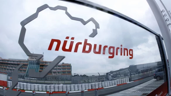 N&uuml;rburgring - &copy; Foto: Jens B&uuml;ttner/dpa