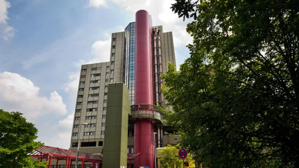 Im st&auml;dtischen Klinikum Bielefeld steht eine Isolierstation f&uuml;r m&ouml;gliche Covid-19-Patienten bereit. - &copy; Oliver Krato