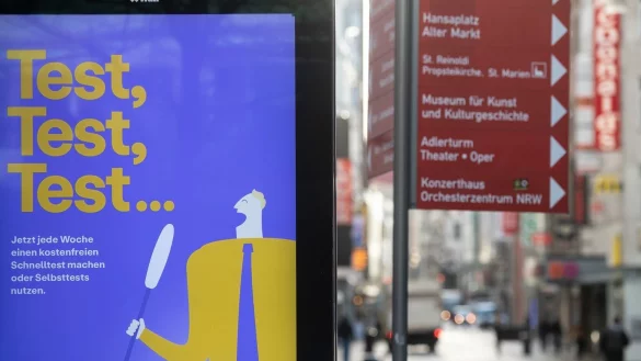 Erste Erleichterungen f&uuml;r Geimpfte - &copy; Foto: Bernd Thissen/dpa