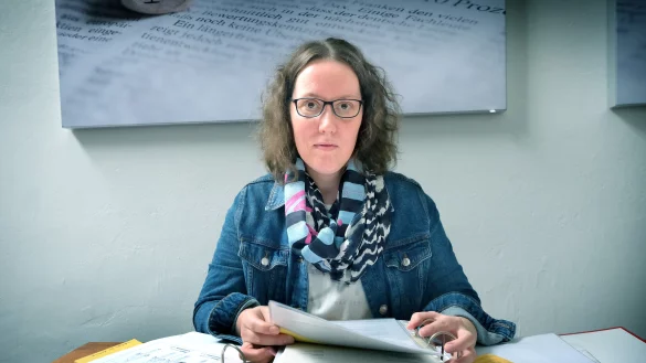 Seit mehr als zwei Jahren hat Dorothee Beckord mit extremen Gelenk- und Muskelschmerzen, Lungenproblemen und Herzrasen zu k&auml;mpfen. "Alles begann nach der Corona-Schutzimpfung", sagt die 42-J&auml;hrige. - &copy; Andreas Fr&uuml;cht