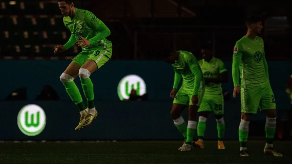 Bundesliga-Fu&szlig;ball in Wolfsburg - &copy; Foto: Swen Pf&ouml;rtner/dpa