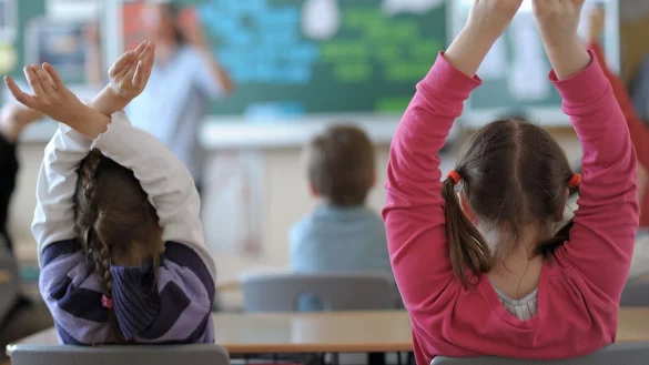 Der Lehrermangel ist das gr&ouml;&szlig;te Problem an NRW-Schulen. Im Gegensatz zum Ausma&szlig; des Unterrichtsausfalls beziffert das Land ihn mit klaren Zahlen. - &copy; picture alliance / David-Wolfgang Ebener/dpa