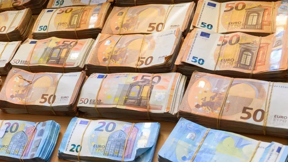 Steuersch&auml;tzung - &copy; Foto: Silas Stein/dpa