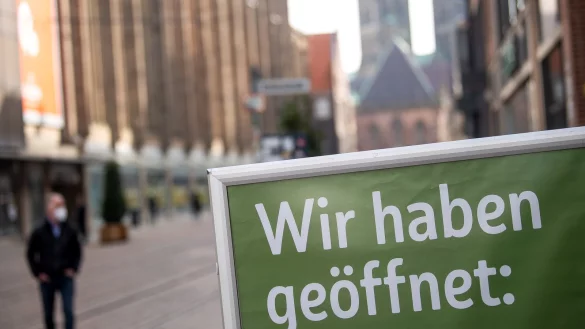 Gesch&auml;fte in NRW d&uuml;rfen wieder &ouml;ffnen - die meisten m&uuml;ssen f&uuml;r die Kunden aber Termine vergeben. - &copy; picture alliance/dpa