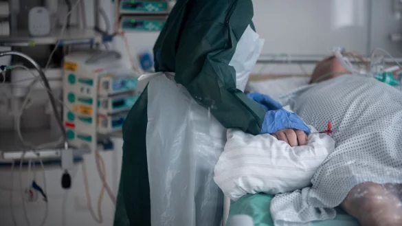 Corona-Infektionen - &copy; Foto: Fabian Strauch/dpa