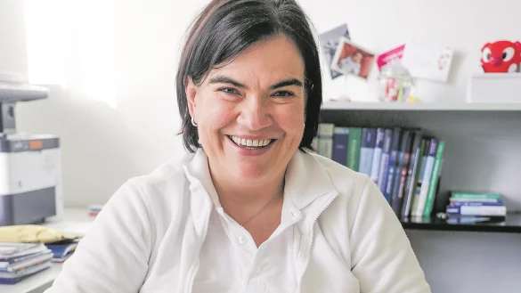 Begleiterin des kindlichen Wachstums: Tamara Seidl ist Kinderorthop&auml;din am Klinikum Herford. Sie kennt sich mit den Auff&auml;lligkeiten und Erkrankungen des sich entwickelnden kindlichen Skeletts aus. - &copy; Friederieke Schulz