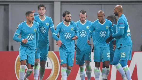 F&uuml;hrung - &copy; Foto: Swen Pf&ouml;rtner/dpa