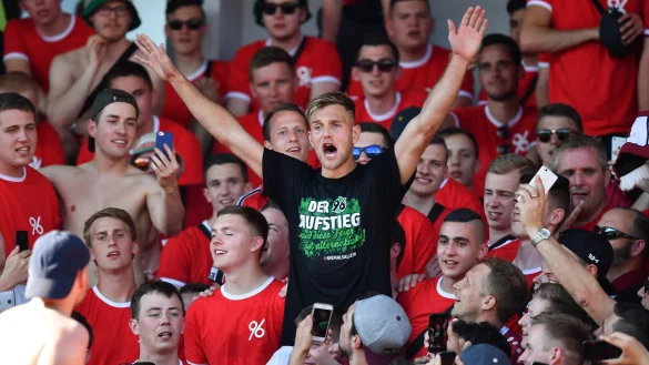 96-Stürmer - © Foto: Uwe Anspach