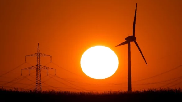 Erneuerbare Energie - &copy; Foto: Julian Stratenschulte/dpa