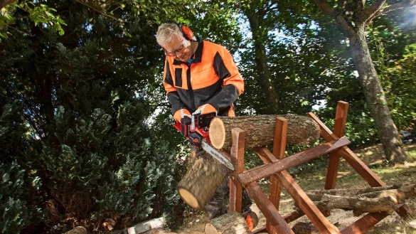 Akku-Kettens&auml;ge - &copy; Foto: Claudio Kalex/selbst ist der Mann/dpa-tmn