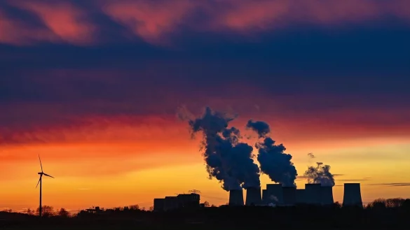 Braunkohlekraftwerk J&auml;nschwalde - &copy; Foto: Patrick Pleul/dpa-Zentralbild/dpa