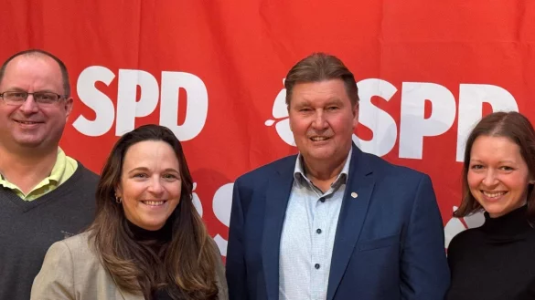 Der neu gewählte Vorstand der SPD Lippe (von links): Arne Brand, Katrin Freiberger, Jürgen Berghahn und Selina Sonnenberg. - © SPD Lippe