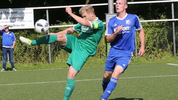 Links Tobis Frenzel Ahmsen
Rechts Jan Phillip Wenke Donop
Foto Cohen - © Paul Cohen(LZ)