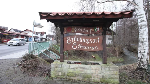 Der Campingplatz "Eichwald" in L&uuml;gde-Elbrinxen soll der Tatort von 20 F&auml;llen sexuellen Missbrauchs an Kindern sein. Ein 56-j&auml;hriger Dauercamper ist einer von drei M&auml;nnern, die in Untersuchungshaft sitzen. - &copy; Vera Gerstendorf-Welle