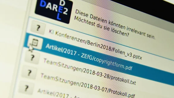 Hilfe f&uuml;r &laquo;Desktop-Messies&raquo; - &copy; Foto: Nicolas Armer/dpa