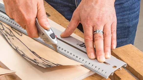 Arbeiten mit dem Cuttermesser - &copy; Foto: Selbst ist der Mann 01/2019/dpa-tmn