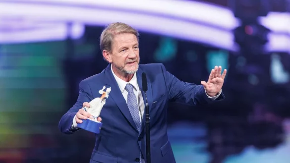 - &copy; Matthias Balk/dpa