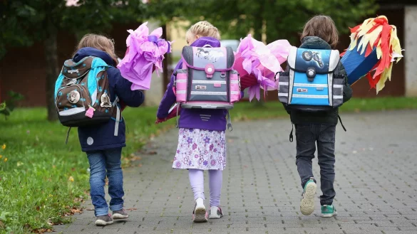 Einschulung - &copy; Foto: Thomas Warnack/Symbolbild
