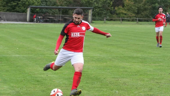 Saisontore neun und zehn: Cihat Keles nun Mittelst&uuml;rmer des TSV Horn. - &copy; Sebastian Lucas