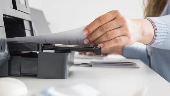 Benutzerinnen sollten Drucker nach Verwendungszweck w&auml;hlen - &copy; Foto: Christin Klose/dpa-tmn