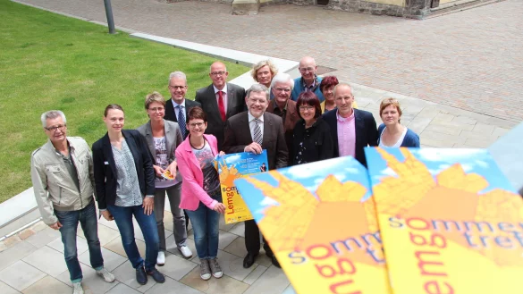 Hoffen auf gutes Wetter: Für ein tolles Programm ist beim Lemgoer Sommertreff bereits gesorgt, wie sich die Organisatoren und Sponsoren überzeugt haben. - © Brand