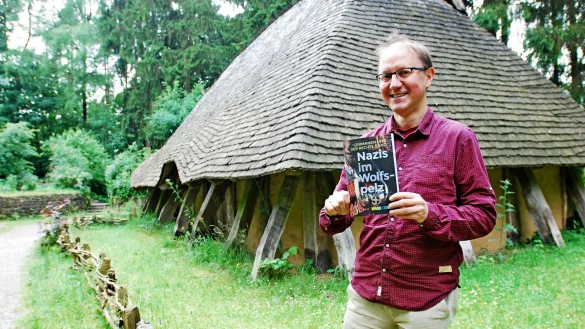 Zwei Jahre Auszeit hatte sich Museumsleiter Karl Banghard f&uuml;r Forschungszwecke genommen. Gearbeitet hat er an der nationalsozialistischen Vergangenheit des Museums und &uuml;ber die Verbindung von Neonazis und Germanen. - &copy; Gunter Held