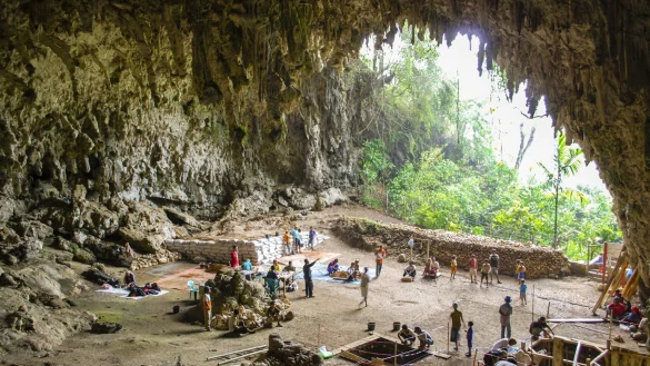 Liang Bua H&ouml;hle - &copy; Foto: Smithsonian Digitization Program Office